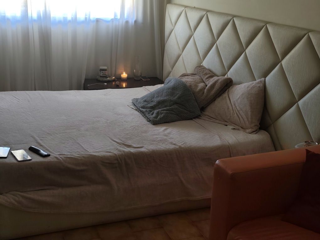 Alugo quarto em apartamento partilhado