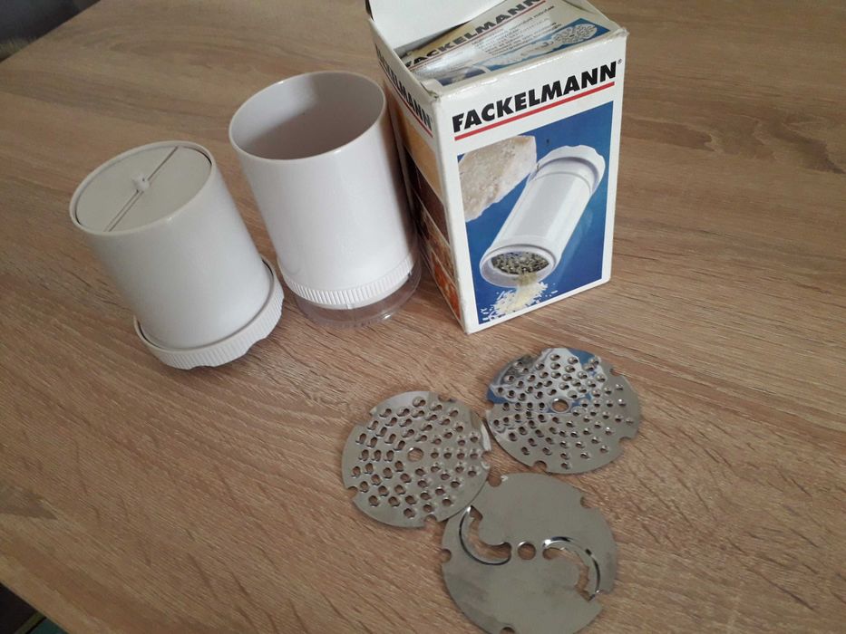Ręczna krajalnica do warzyw, serów 3 tarcze