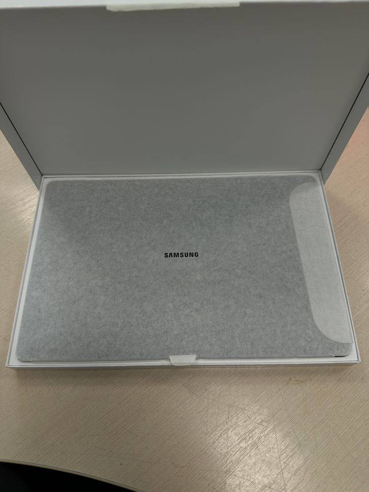 Планшет Samsung Galaxy Tab S9 FE Plus Wi-Fi 12/256Gb Silver Global