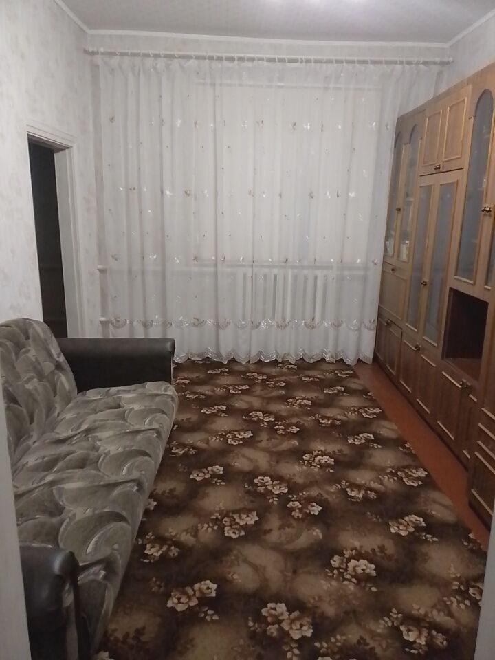 Приватний будинок(оренду не розглядаємо)