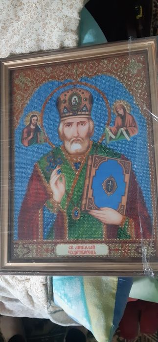 Образи та картини вишиті бісером