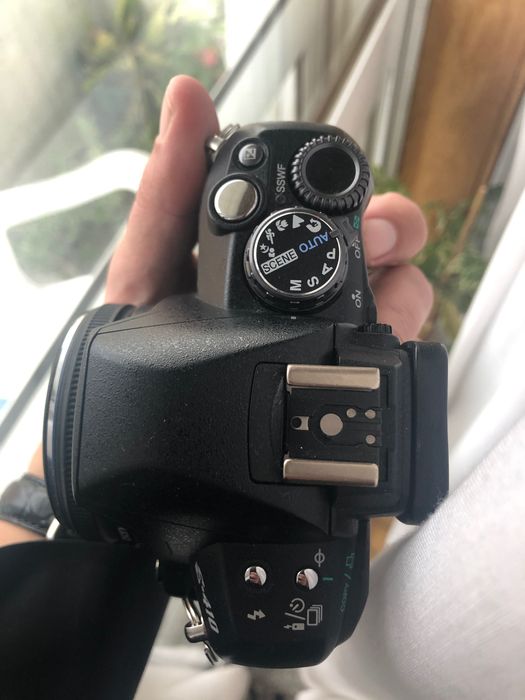 Olympus E-410 - 4/3 (Apenas corpo)