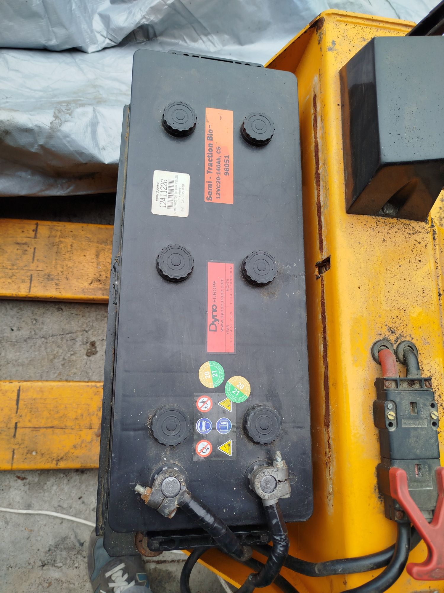 Wózek paletowy elektryczny
