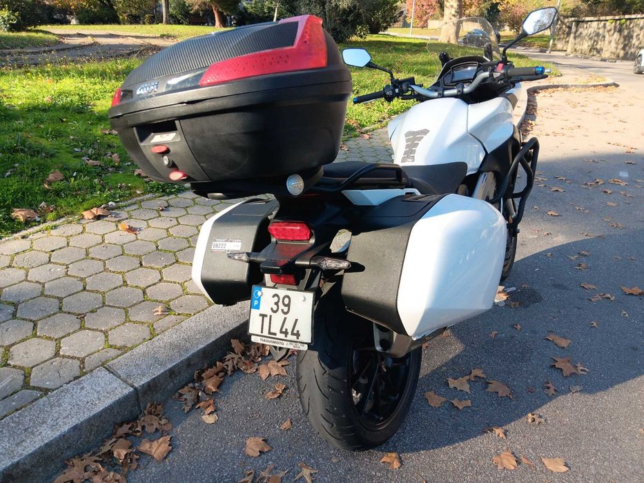 Honda VFR800 Crossrunner