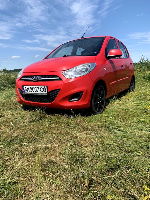 Автомобіль Hyundai i10