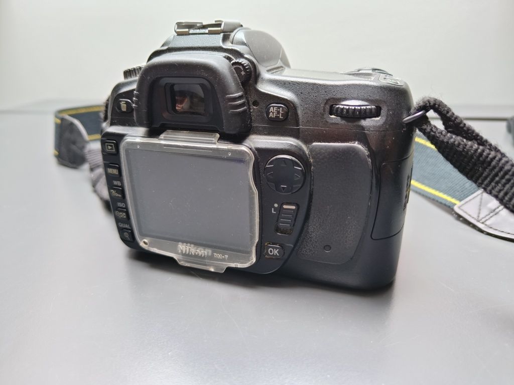 Lustrzanka cyfrowa Nikon D80