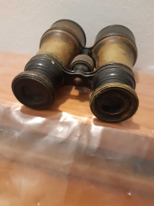 Binóculos antigos