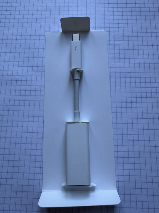 Thunderbolt to Gigabit Ethernet apple