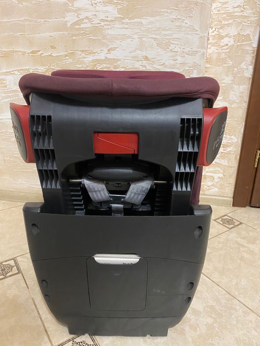 Дитяче автокрісло  britax romer king