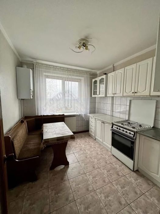 Оренда 2 кімнатної квартири на Східному масиві