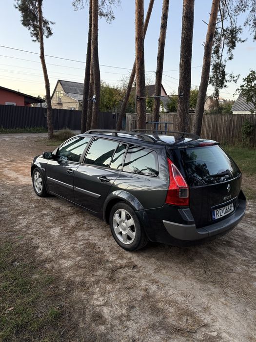 Renault Megane 2 1.5 дизель механика 2006 год