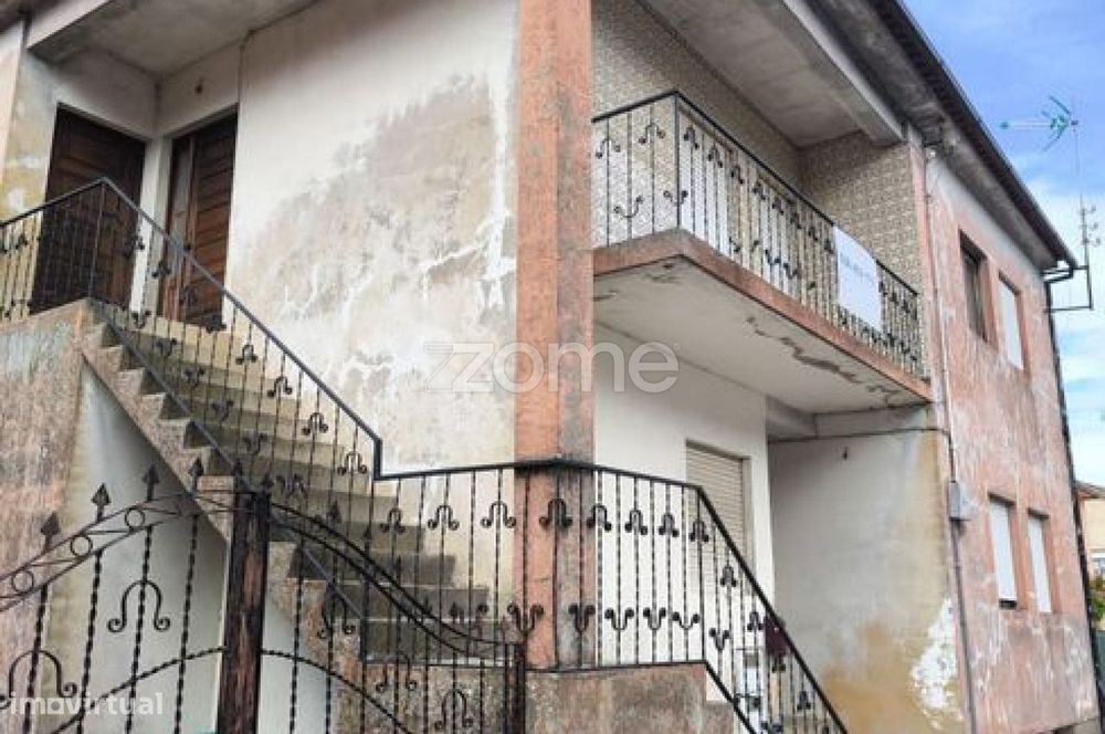 Moradia, Mogadouro, Valverde, Vale de Porco e Vilar de Rei