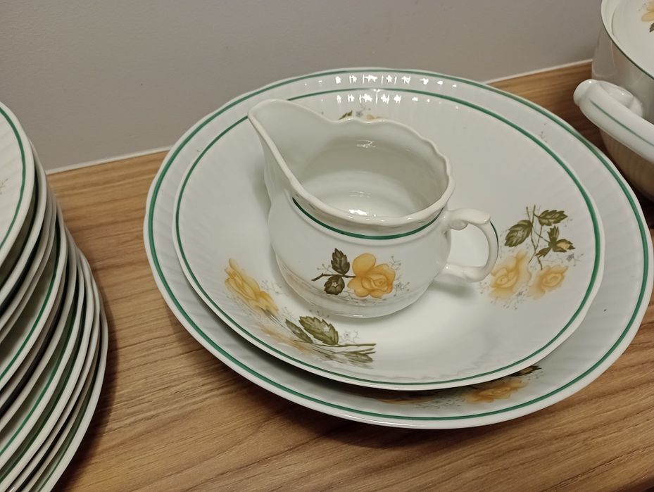 Zestaw obiadowy na 12 osób porcelana Włocławek