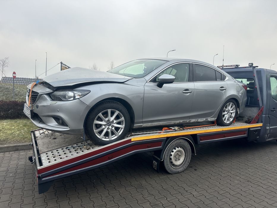 Deska kokpit mazda 6 gj