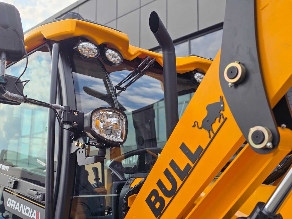 Рівноколісний екскаватор  BULL HD100 GRANDIA