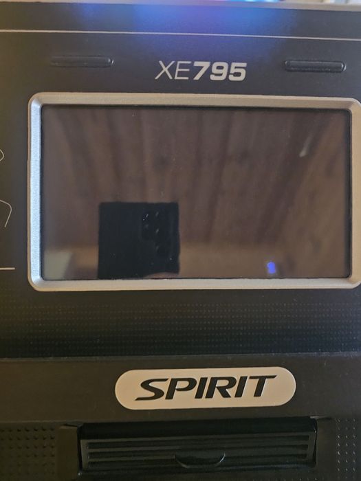 Orbitrek Spirit XE795 Trenażer Eliptyczny  dystans przejechany 9km 2 g