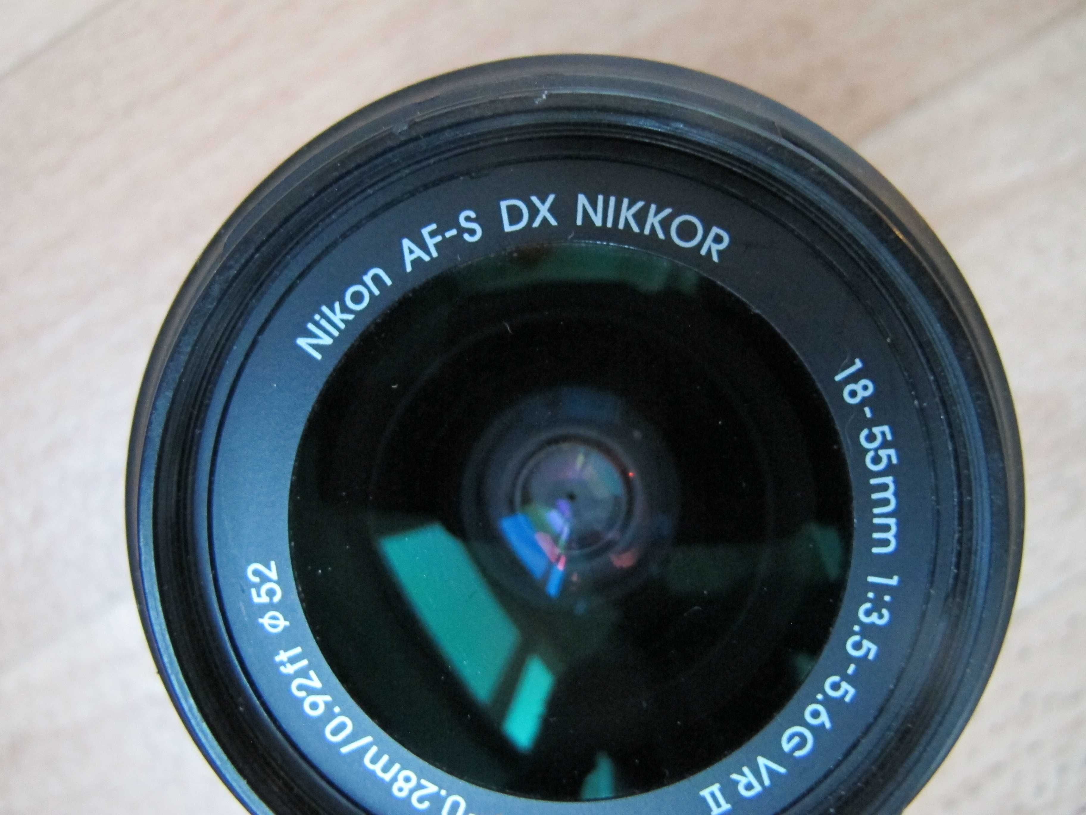 Nikon AF-S 18-55mm  3,5-5,6 G VR ll