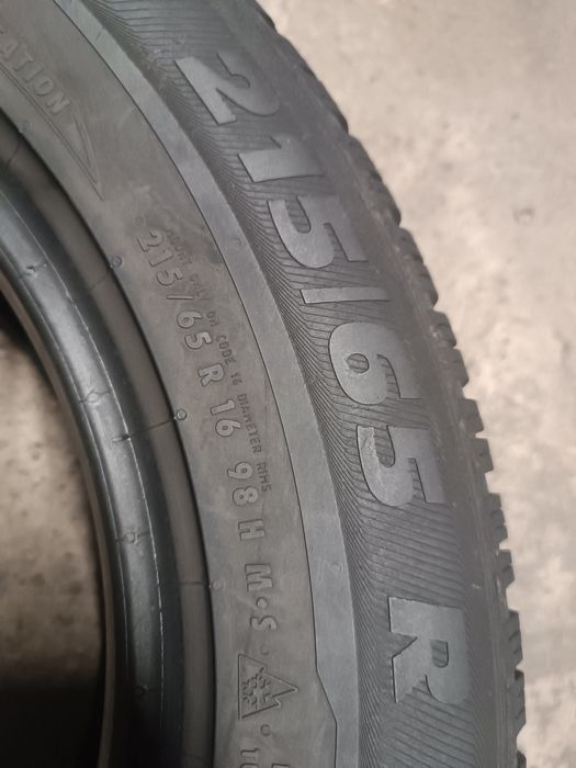 215/65R16 komplet opon zimowych Semperit 8mm
