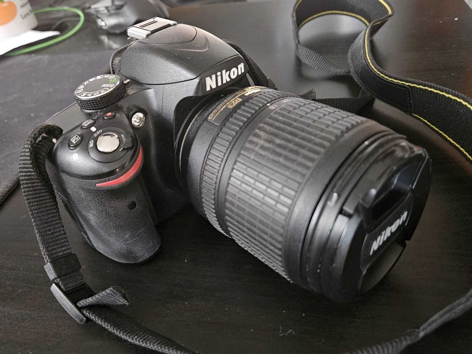 Aparat lustrzanka Nikon D3200 - stan jak nowy