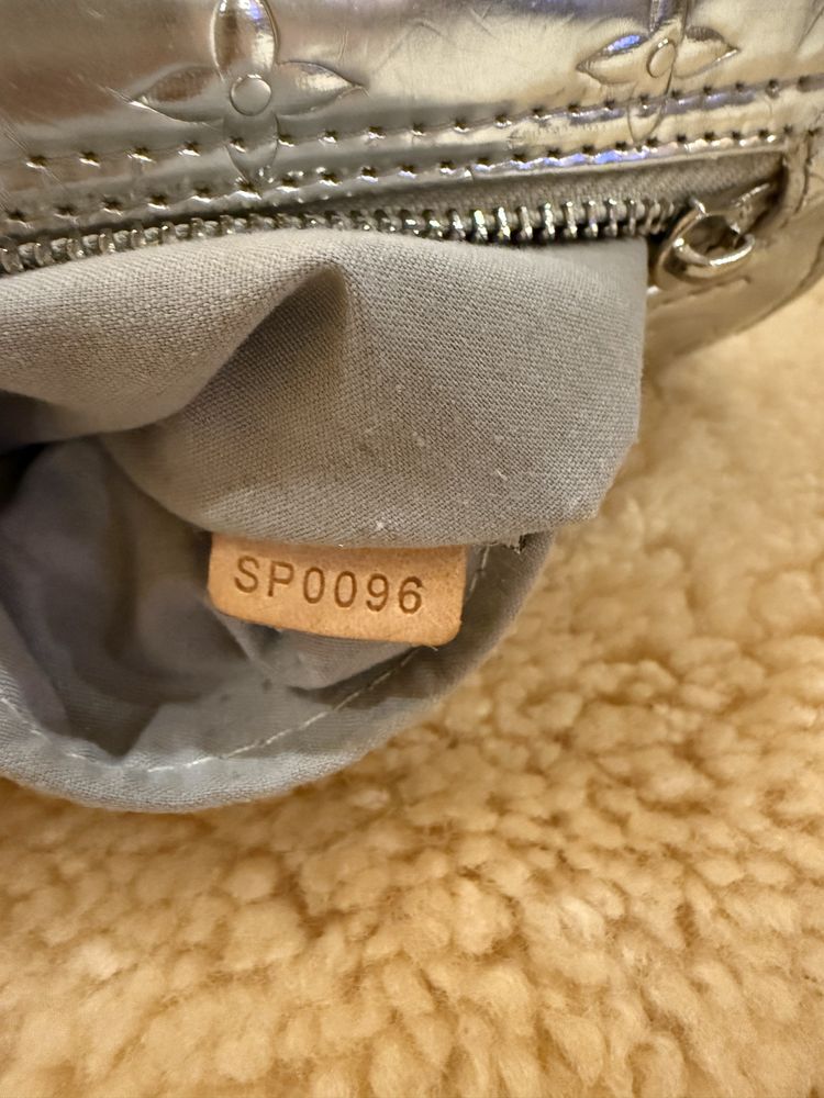 Сумка louis vuitton