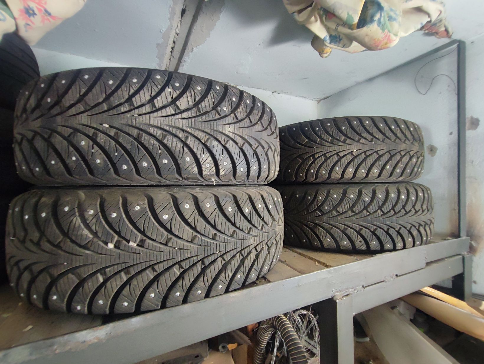 Зимня резина Sava Eskimo Stud 195/60/R15 на дисках 4*114.3 R15