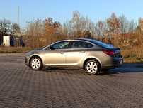 Opel Astra 1,4 turbo 140km LPG.