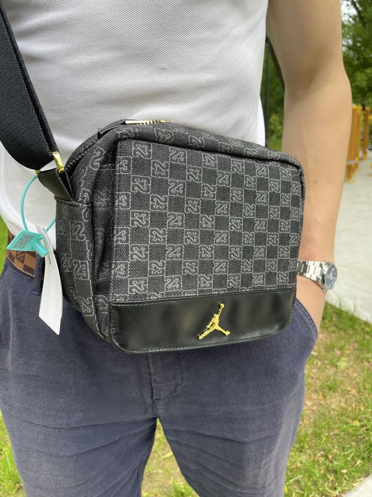 Сумка Air Jordan Monogram Crossbody | Nike, найк, джордан месенджер