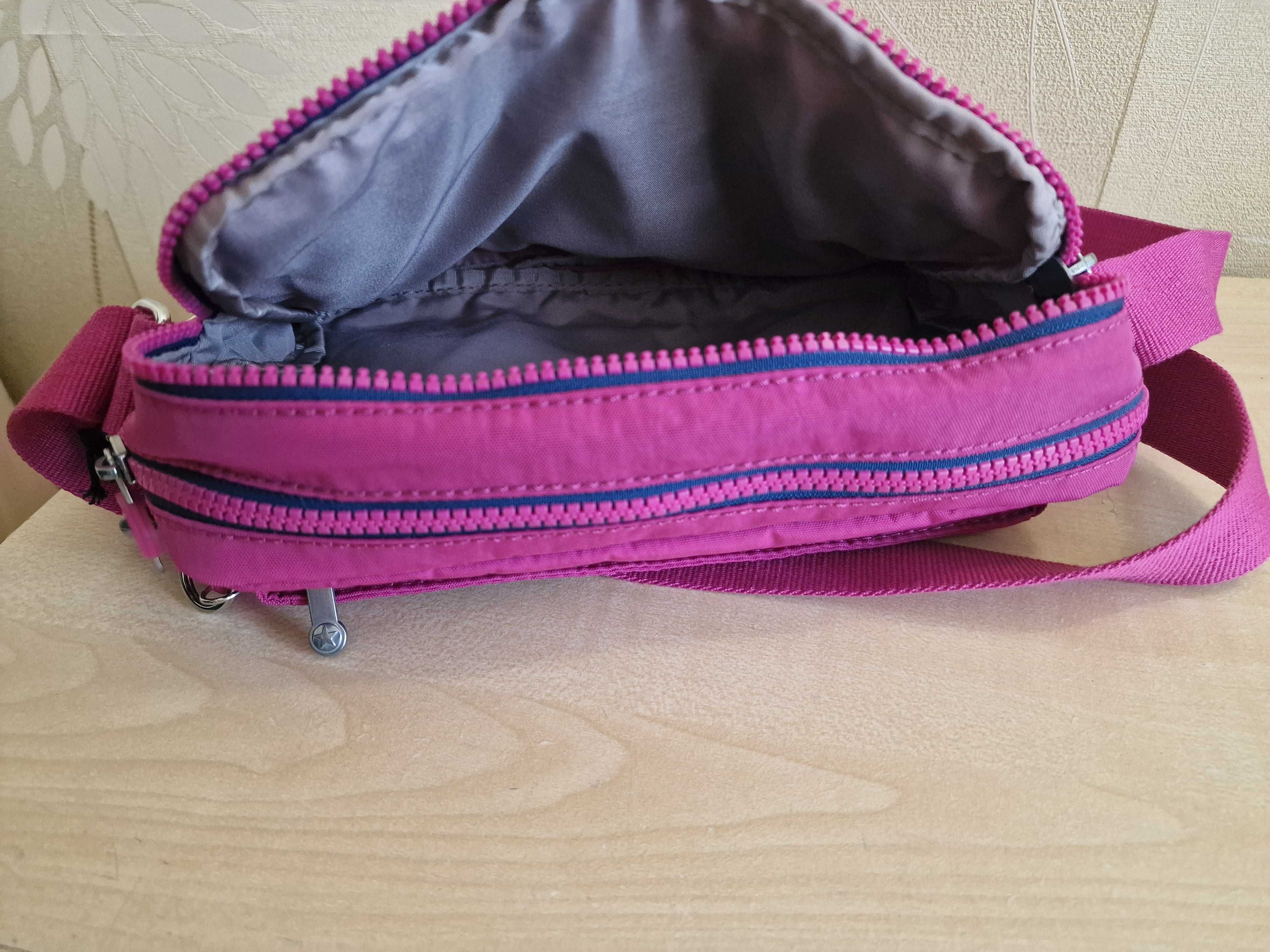 Нова сумка крос боді Kipling Abanu M In Pink Fuschia оригінал