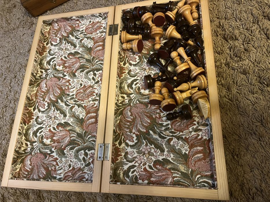 Продам шахмати , нові, дерево натуральне