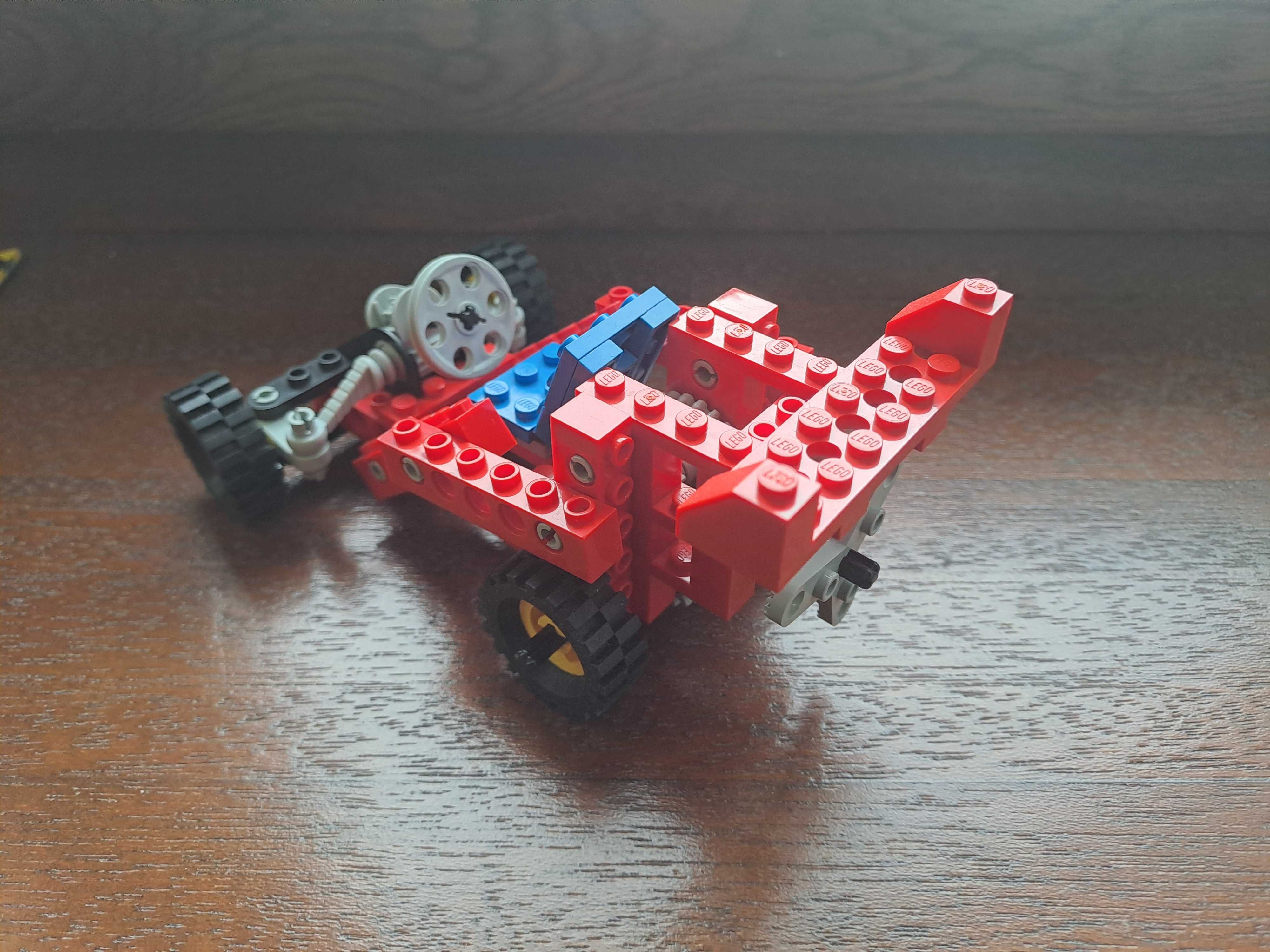 Lego Technic 8024 Universal Set - rok 1989