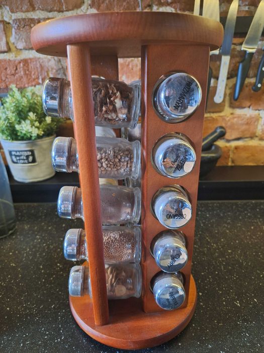 Obrotowy przyprawnik - nowy