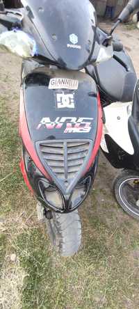 Skuter Piaggio nrg