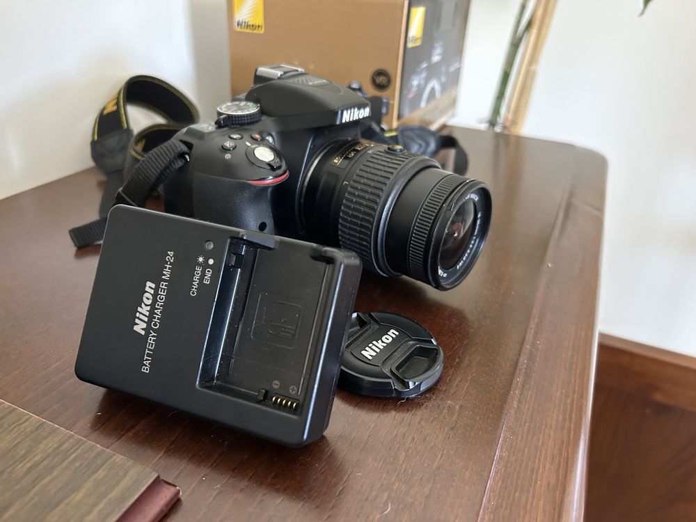 Vendo Camara Nikon 5300 DSLR bom estado