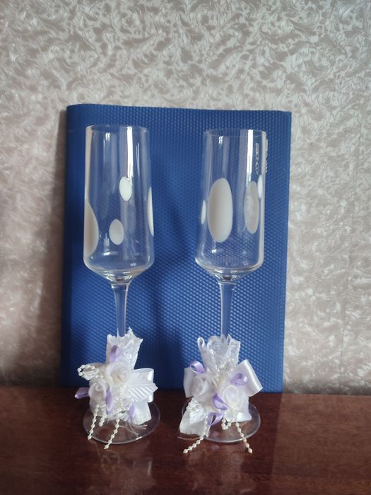 Продаю стоматологическую нить.  Свадебные бокалы.