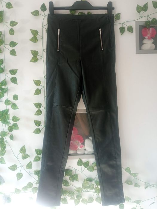 Spodnie czarne rurki XS 34 ekoskóra