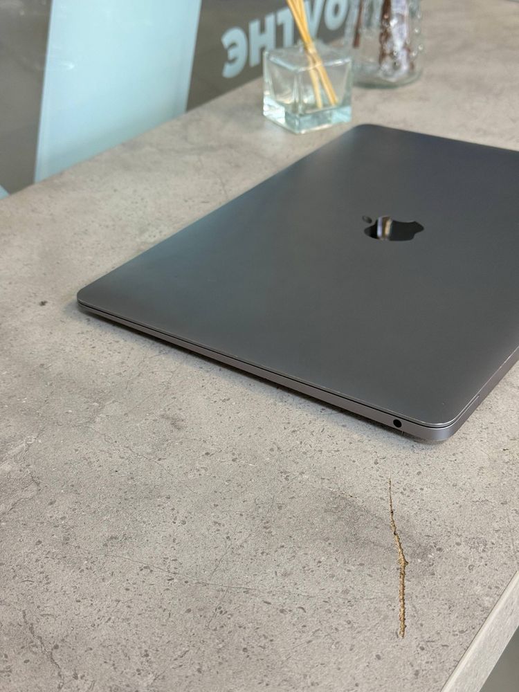 Apple MacBook Air 13 2019 i5 8/128 Gb Space Gray макбук аир