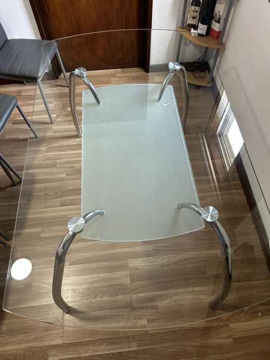 Mesa de jantar e cadeiras 6 lugares