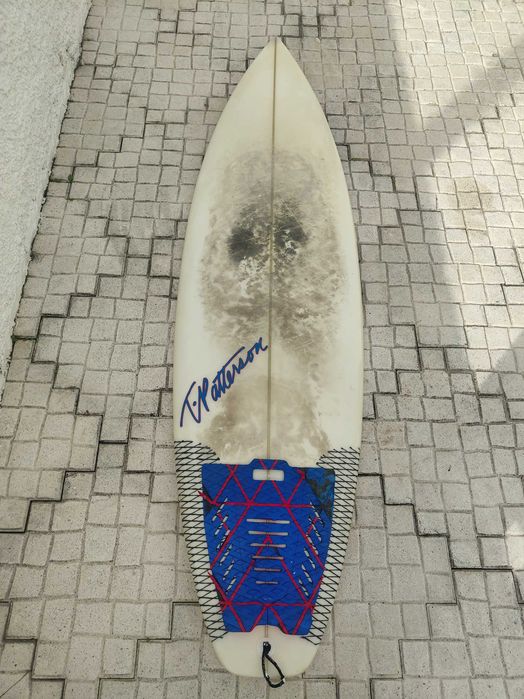 Prancha surf 5'8 26L T. Patterson