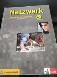 Livro de atividades de Alemão - Netzwerk 11º Ano