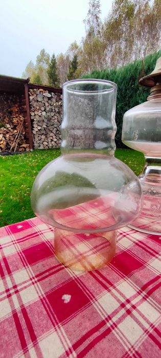 Sprzedam starą lampę naftową w bardzo dobrym stanie