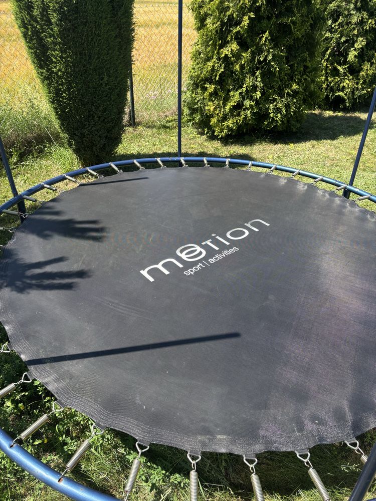 Trampolina dla dzieci