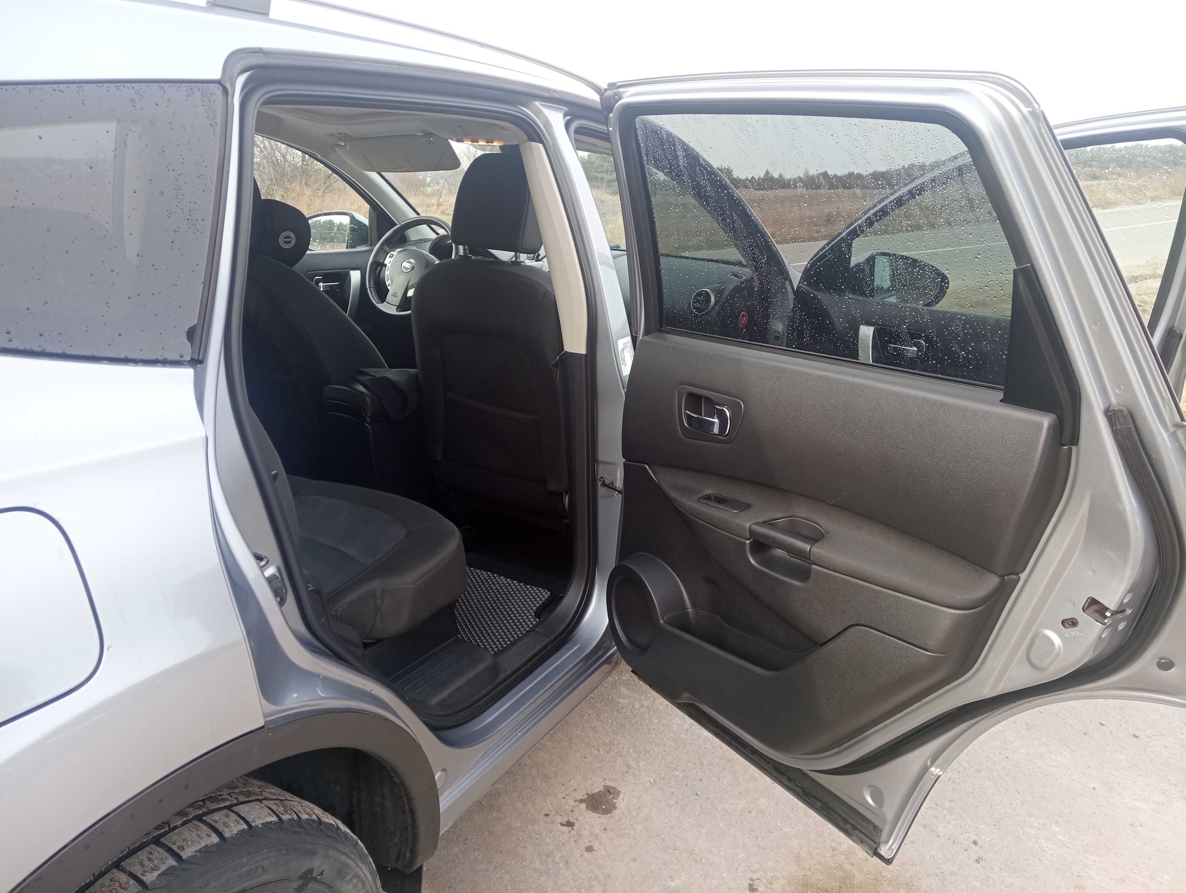 Nissan Qashqai+2