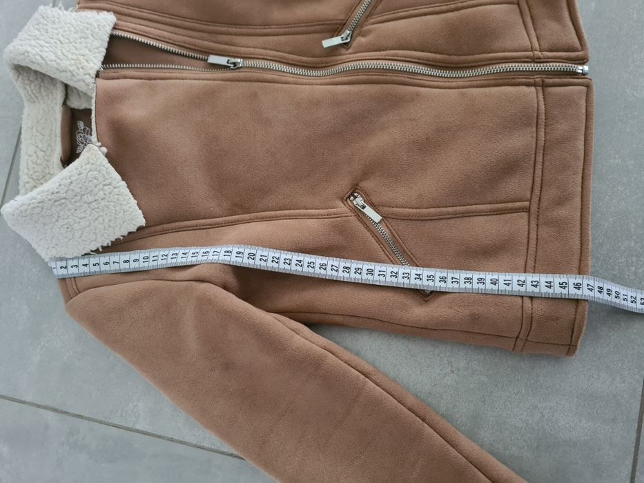 Kurtka kożuszek 134 cm (posiadam 2 sztuki)bliźniaki