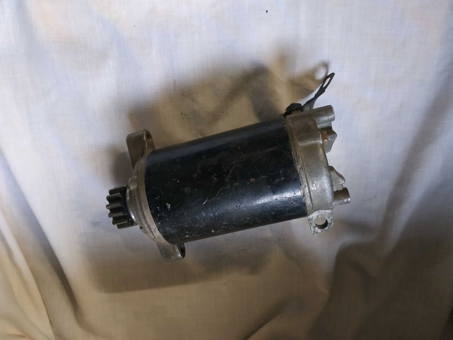 Rozrusznik Johnson 90-175HP/KM