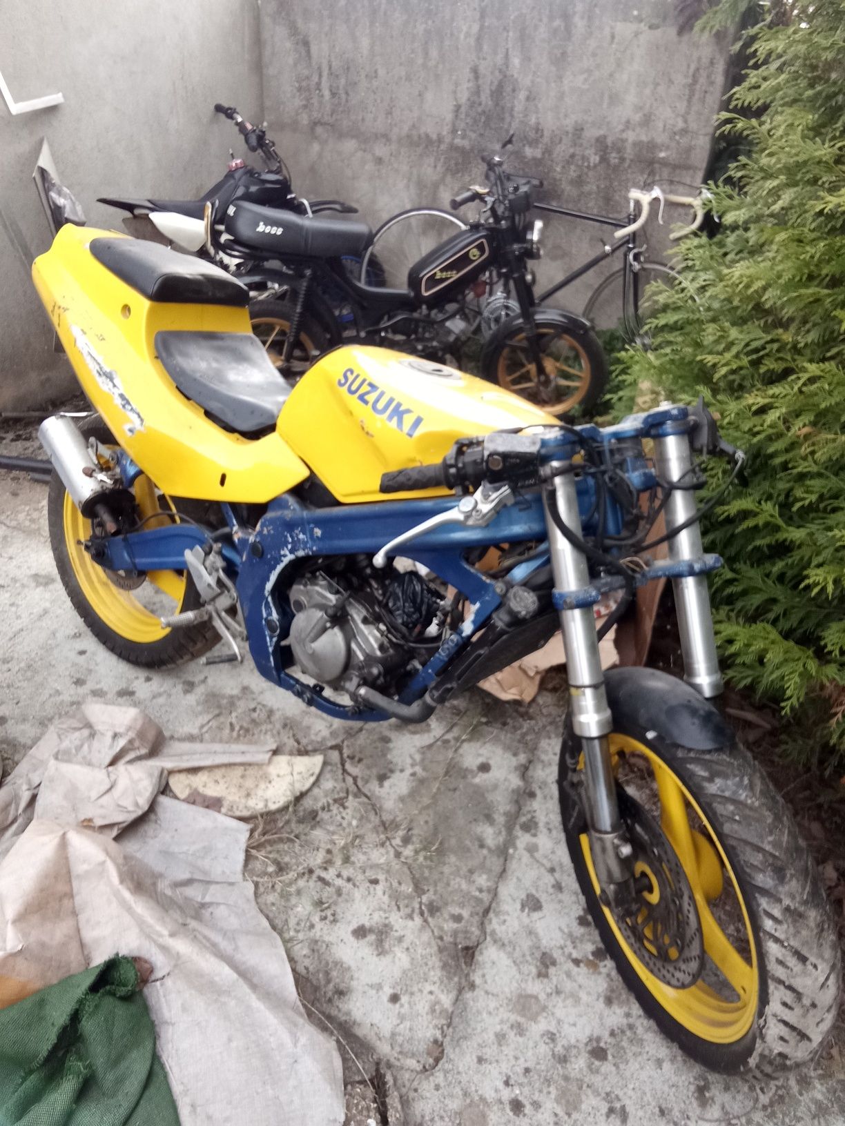 SUZUKI RGV 125(2T) 1993