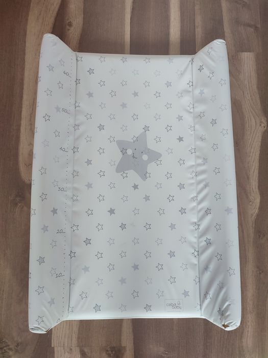 Nakładka na komodę