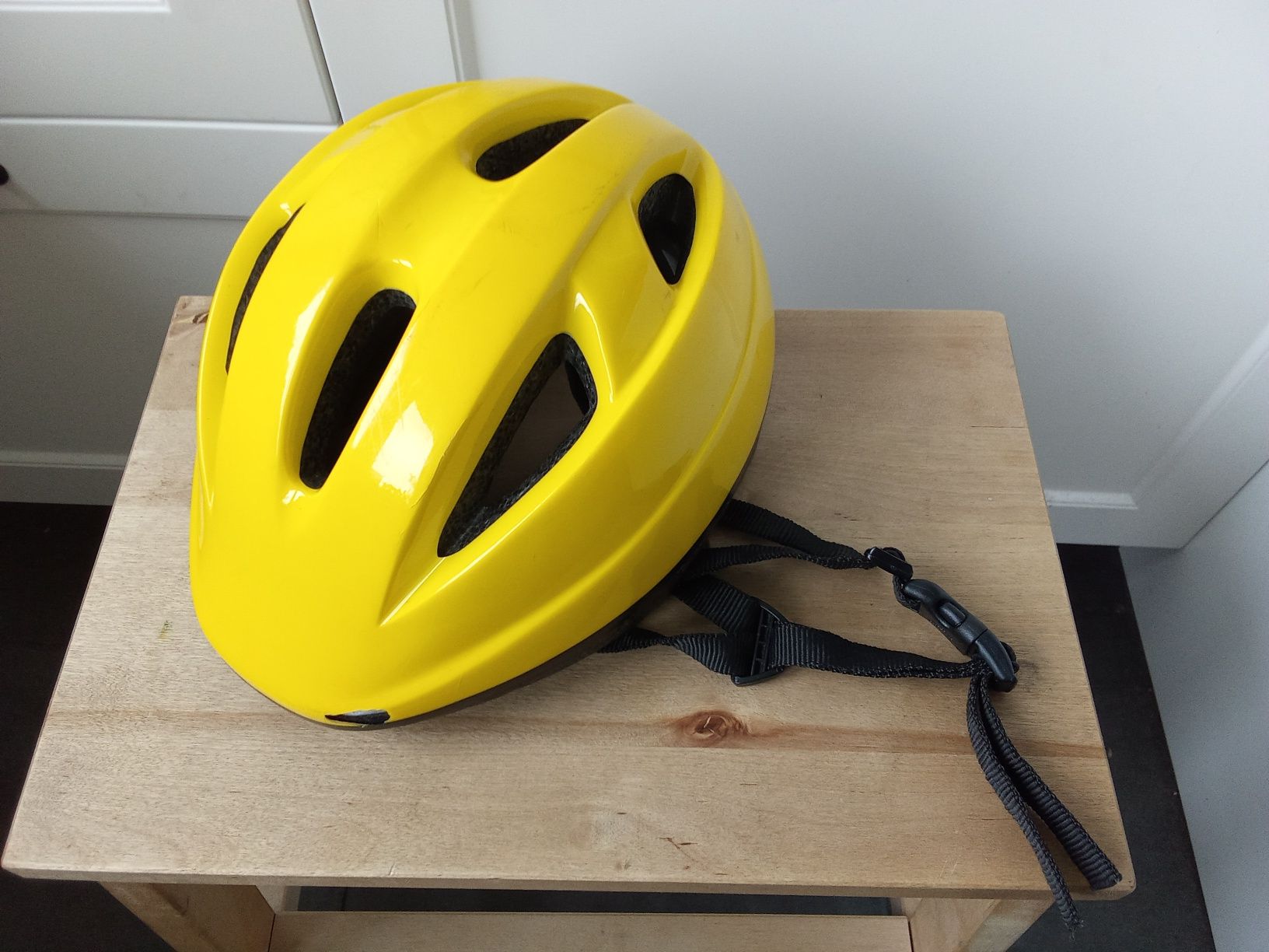 Kask dziecięcy rowerowy 48-53 cm żółty