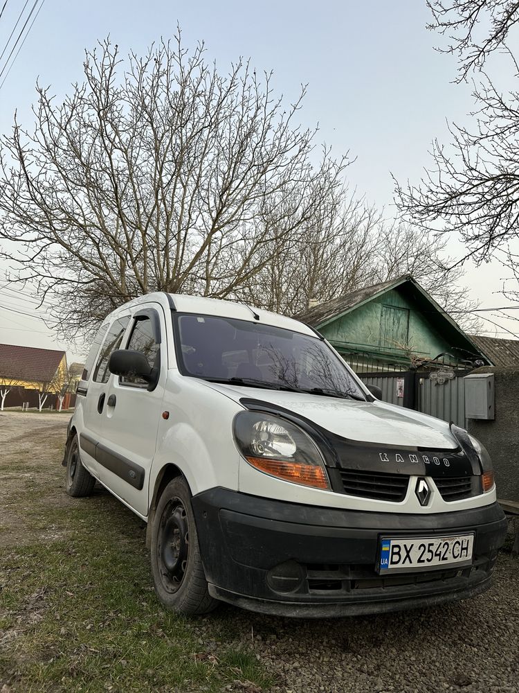 Renault kango 2004 рік