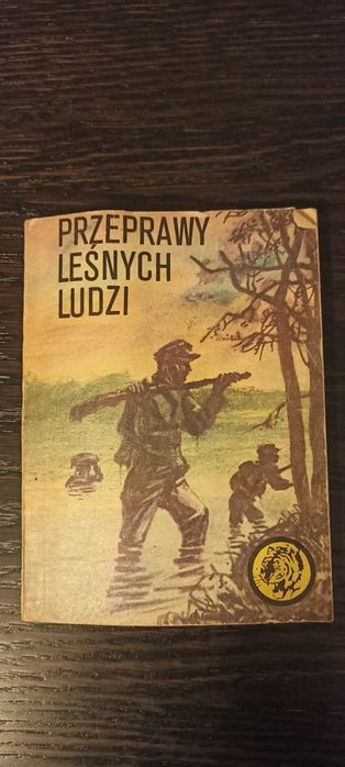 Przeprawy leśnych ludzi - seria z tygrysem