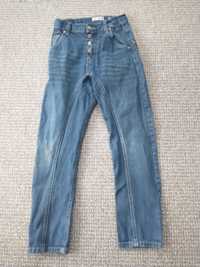 Spodnie spodenki jeansowe dziewczęce 140